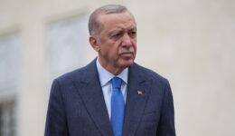 Cumhurbaşkanı Erdoğan’dan Ergin Ataman’a “geçmiş olsun” telefonu