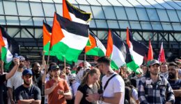 Almanya’daki 1 Mayıs yürüyüşünde ‘Özgür Filistin’ sloganları