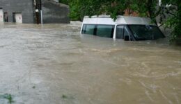 Fransa’da aşırı yağış sele neden oldu