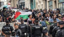 Fransız polisi Filistin’e destek eylemlerine katılan 2 öğrenciyi gözaltına aldı
