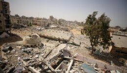 Gazze’de insani yardım konvoylarına ateş açıldı