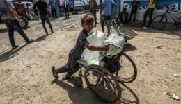 Gazze’de halkın sağlığı ve yaşamları engelsiz insani yardım erişimine ve acil ateşkese bağlı