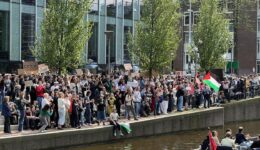 Amsterdam Üniversitesi’nde Filistin’e destek gösterileri sürüyor