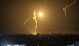 İsrail ordusu, son 24 saatte Gazze’de 100’den fazla yere hava saldırısı düzenledi