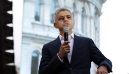 Londra Belediye Başkanlığı’na Sadık Khan seçildi